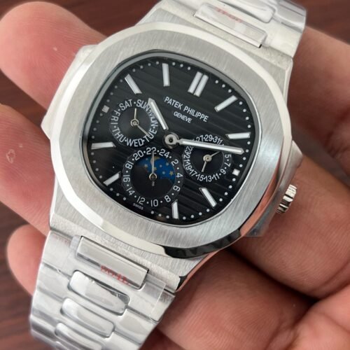 Patek Philippe Nautilus 5740/1G Black Watch