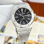 Audemars Piguet Royal Oak Jumbo Black Dial